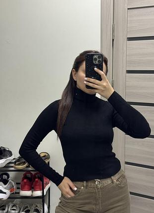 Жіночий светр під горло чорний від zara рубчик