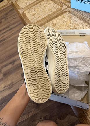 Кросівки adidas 5