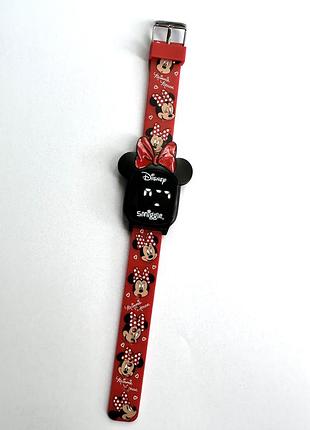 Minnie mouse disney годинник 2