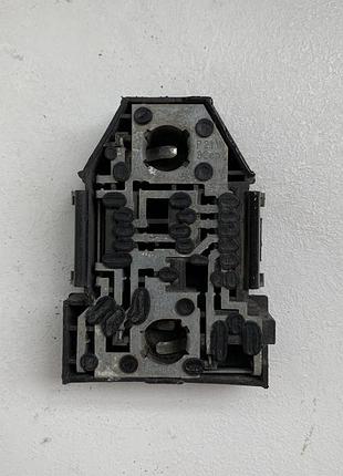 Плата заднього фонаря volkswagen passat b3 333945257