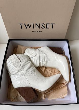 Кожаные казаки twinset