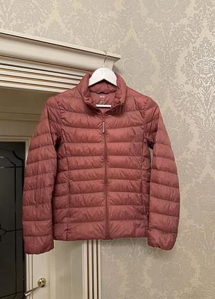 Uniqlo куртка пуховик жіночий осінь