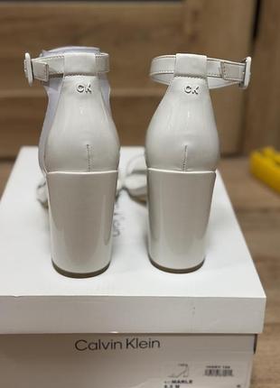 Жіночі босоніжки calvin klein 3