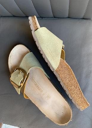 Шльопанці birkenstock madrid big buckle (suede light green / gold) — розмір 42 (27 см)