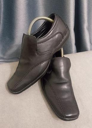 Туфлі clarks