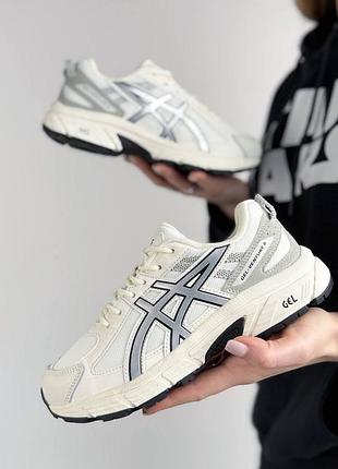 Женские кроссовки asics gel-venture 6 beige metallic