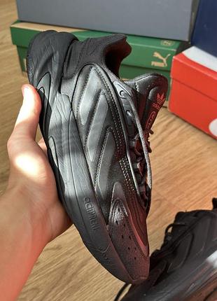 Adidas ozelia 4