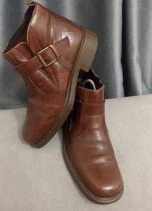 Черевики clarks