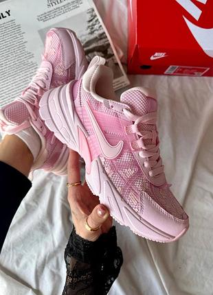 Nike runtekk v2k pink flowers