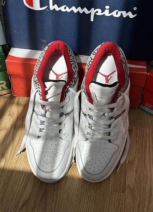 Air jordan nu retro 1 low 2