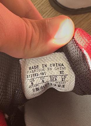 Air jordan nu retro 1 low 9