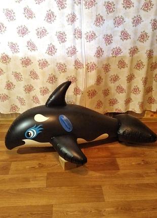Надувна чорна косатка 150 × 95 см із ручками для плавання для дітей надувний фігурний пліт