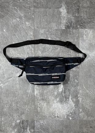 Сумка бананка eastpak істпак чорна месенджер поясна сумка через плече чоловіча жіноча оригінал