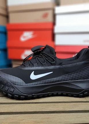 Чоловічі кросівки nike acg mountain fly low gore tex чорні