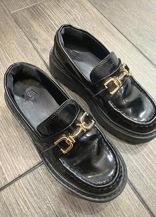 Туфлі zara
