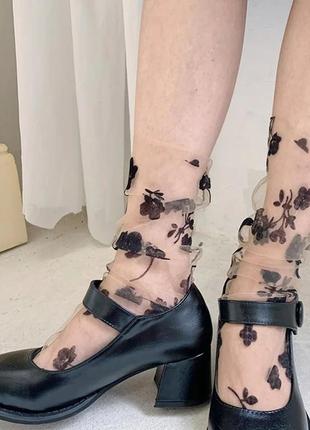 Фатиновые носки с цветочками, бежевые2 фото