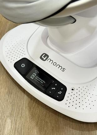 Заколисуючий центр 4moms 3