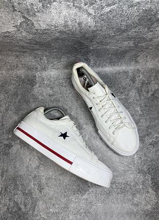 Оригінальні кеди converse на платформі