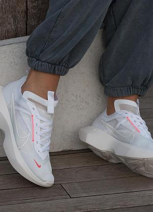 Кроссовки nike vista lyte white red