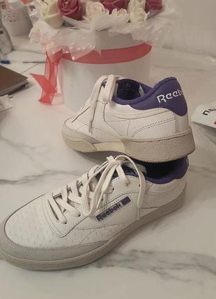 Кросівки жіночі reebok білі з фіолетовим