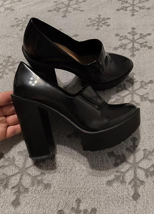 Туфли 37 stradivarius 9