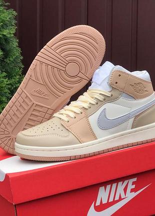 Жіночі кросівки  nike air jordan