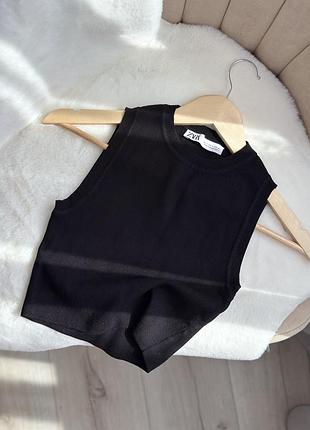 Базовий топ в рубчик zara