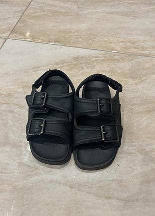 Сандалі zara 5