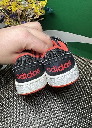 Оригинальные кроссовки adidas 2
