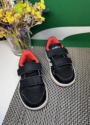 Оригинальные кроссовки adidas 3