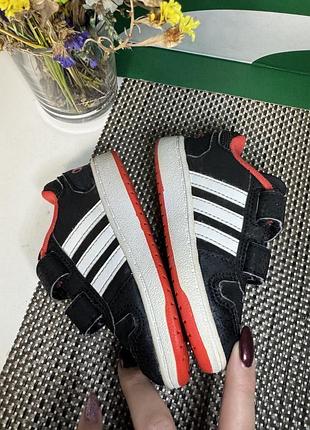 Оригинальные кроссовки adidas 4