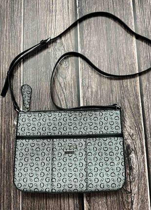 Фірмова, жіноча сумочка guess