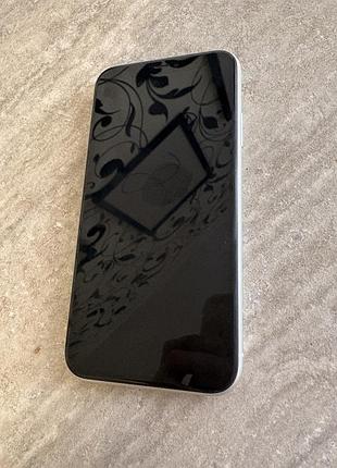 Iphone 11, 64 гб 3