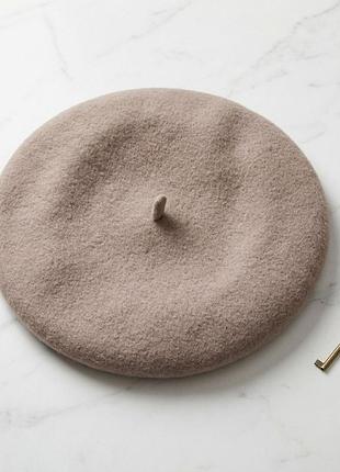 Жіночий берет