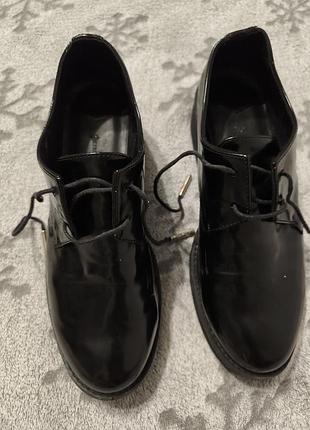 Туфлі 37 stradivarius 2