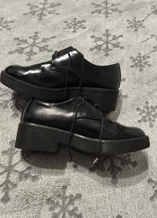 Туфлі 37 stradivarius 4