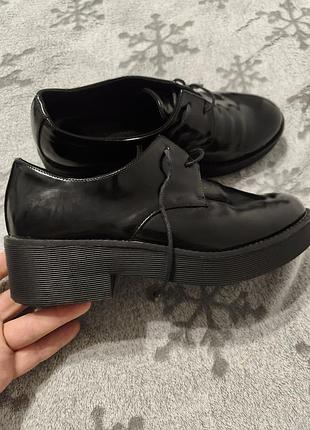 Туфли 37 stradivarius