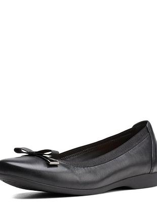 Новые туфли балетки из натуральной кожи clarks 42