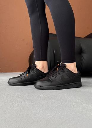 😍 жіночі кросівки nike dunk low pro sb triple black