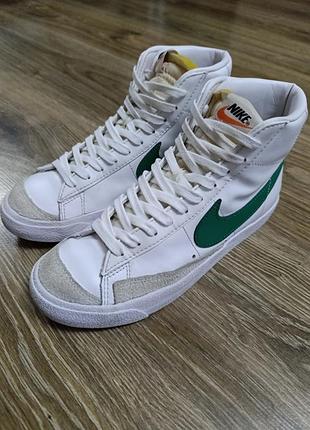 Кросівки жіночі nike blazer mid 77