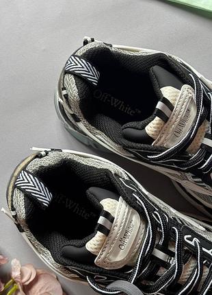 Off-white be right back black white 8