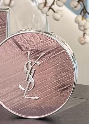 Помада для губ yves saint laurent 4