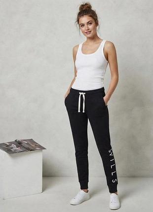 Спортивные штаны jack wills 7