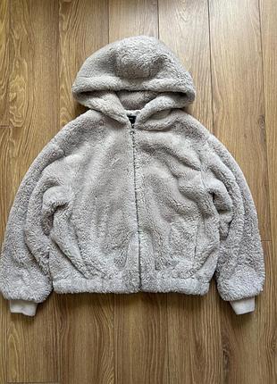 Bershka шубка