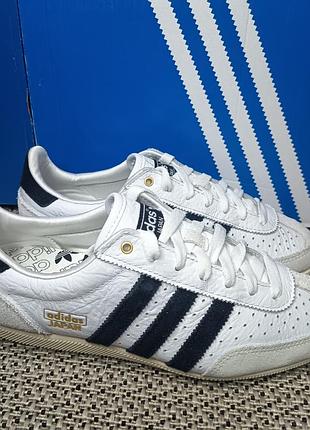 Шкіряні кросівки adidas originals japan w