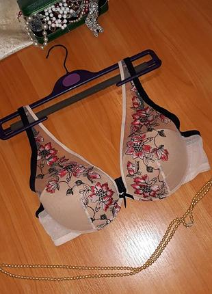 Роскошный бюстгальтер tezenis 4
