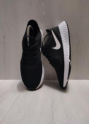 Кросівки nike 39- устілка 25 см 5