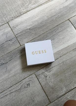 Коробка guess с мешочком и документами 2