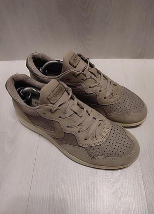 Кросівки ecco 37 - устілка 23,5 см 5