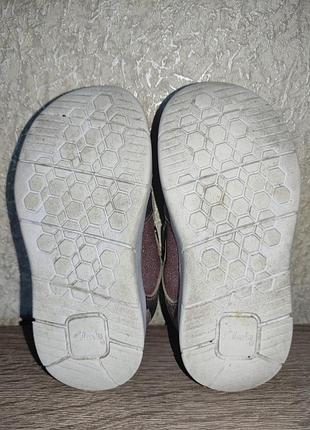 Clarks, кроссовки для девочки 22р. 7